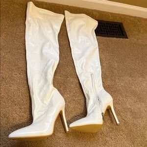 Elegant White Over-the-Knee Boots